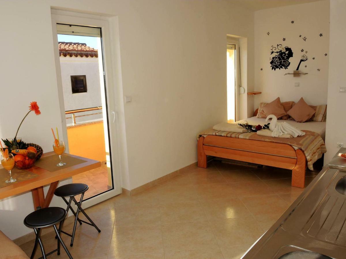 Iva Apartmani Трибунь Екстер'єр фото